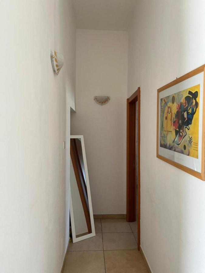 Mamo1 - Appartamento In Pieno Centro Citta Bari Exterior foto