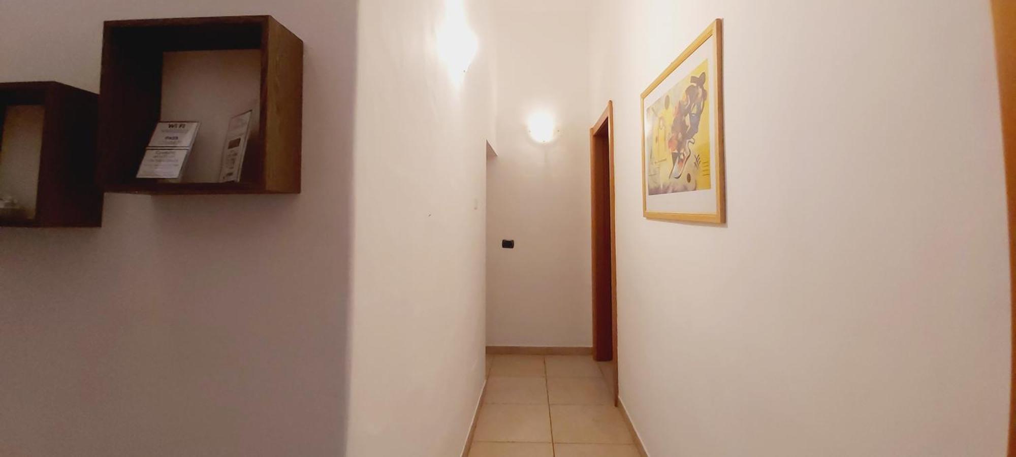 Mamo1 - Appartamento In Pieno Centro Citta Bari Exterior foto